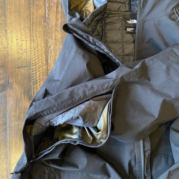 Men’s Black XL Thermoball Eco Triclimate jacket - Picture 3 of 4